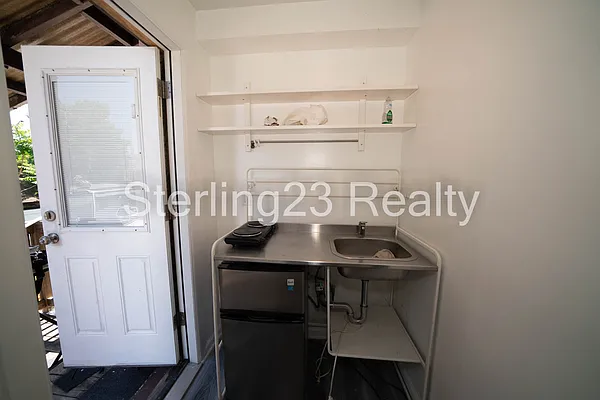 Rented by Sterling Realty Solution Inc | media 6