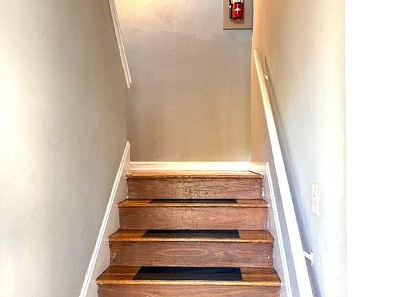 4th image of 2842 Sydney St #4