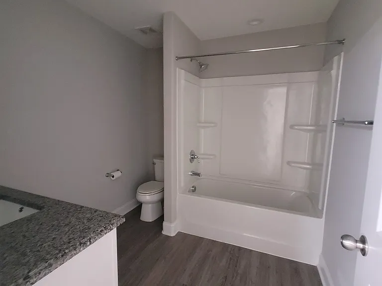 503 Chariot Sq — Photo 12