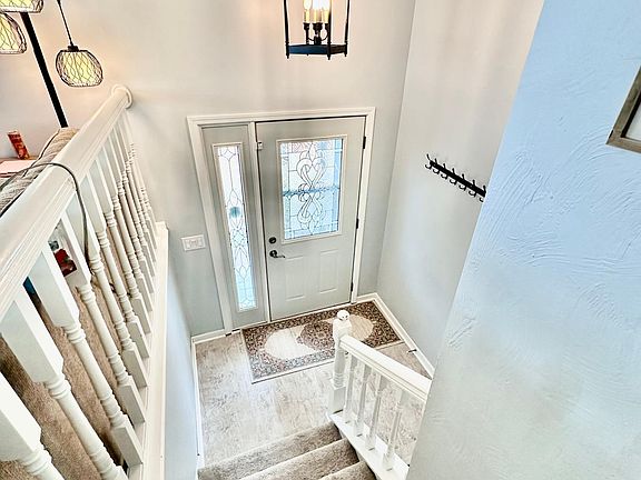 5th image of 9458 Able St NE
