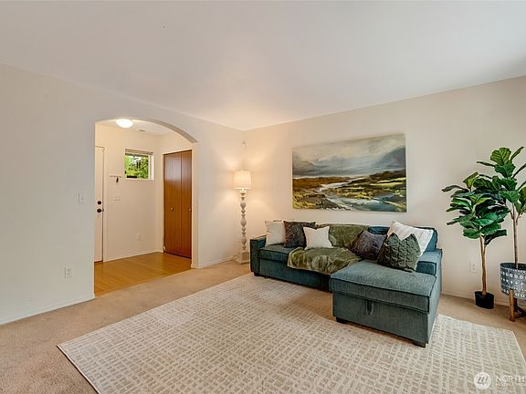 5th image of 7821 87th Avenue NE