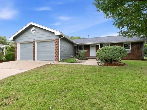 922 S Broadmoor Ave, Wichita, KS 67207