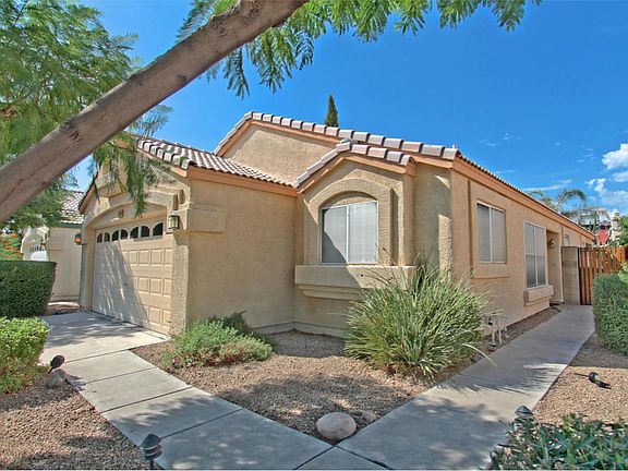 2nd image of 4316 E Campo Bello Dr
