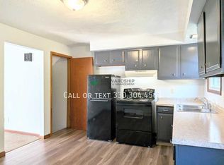 127 Elm St NE, Brewster, OH 44613