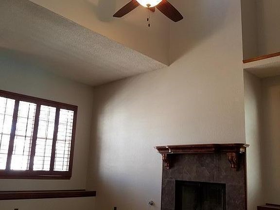 3rd image of 7016 Canyon Run Dr