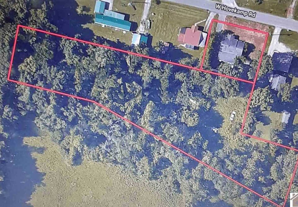 2nd image of 2215 W Hovekamp Rd