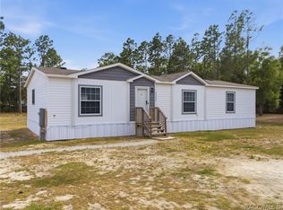 9900 W Pinespring Ct, Crystal River, FL 34428