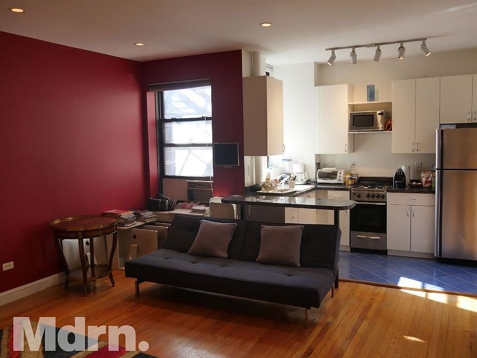 1st image of 504 Cathedral Pkwy #8E
