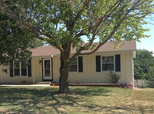 803 S 3rd Ter, Savannah, MO 64485