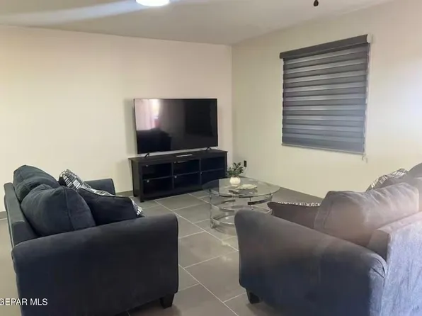 6902 S Angora Loop Ave, El Paso, TX 79924