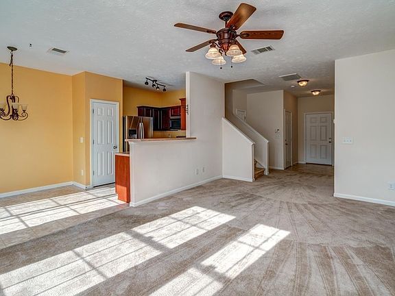 5th image of 8204 Rossi Rd