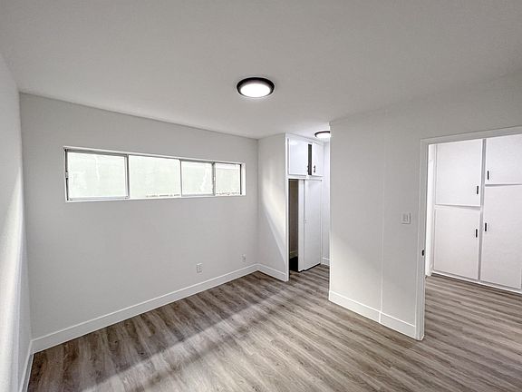 2nd image of 5315 Lorna St #N