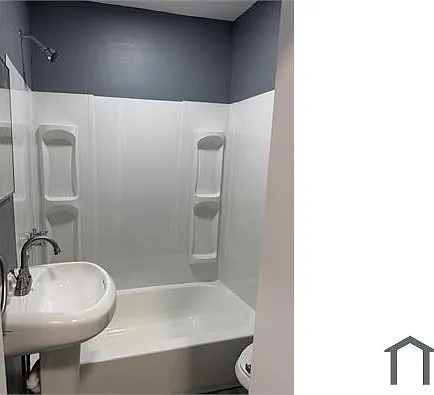 1 bed, 450 sqft, $1,295 — Photo 2