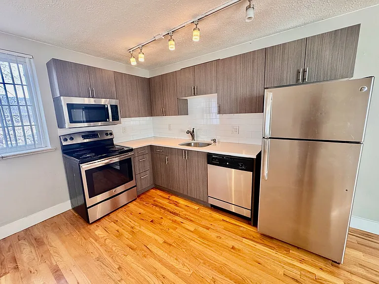 Marion Place — Photo 8