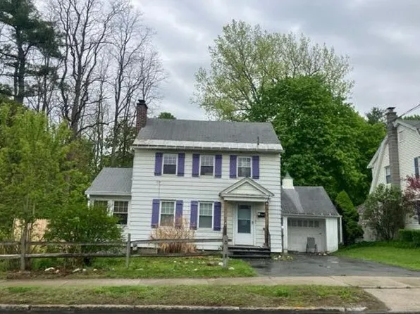 917 North St, Pittsfield, MA 01201