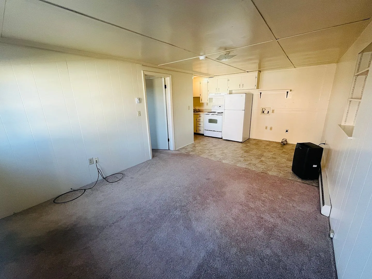 1 Bedroom, 1 Bath Apartment — Photo 2