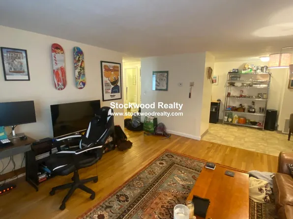 385 Dorchester St, Boston, MA