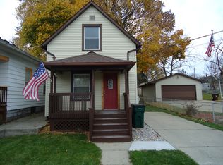 1422 New York Ave, Lansing, MI 48906