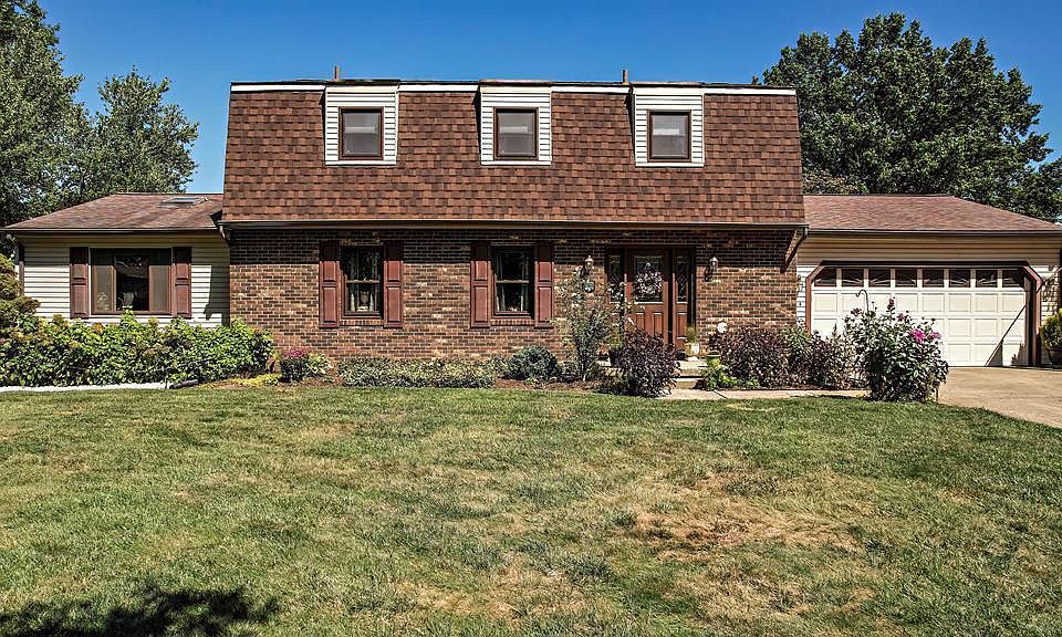 1st image of 38 Timberlane Dr