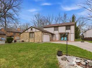 7927 Willowwood Dr, Fort Wayne, IN 46835