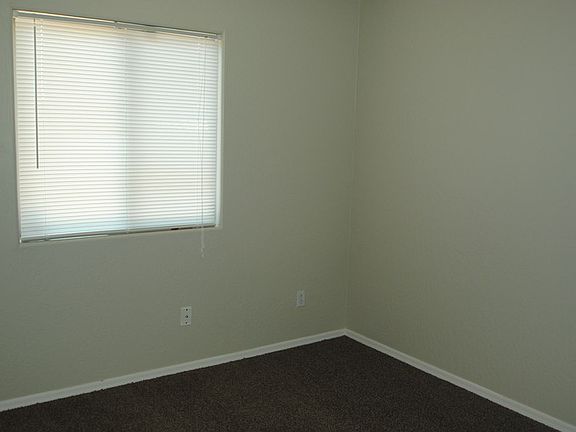 3rd image of 7226 W Discovery Dr