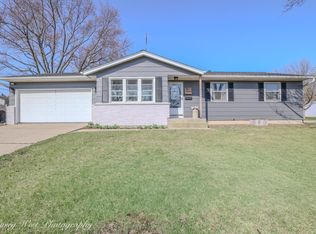 1811 S 7th St, Dekalb, IL 60115