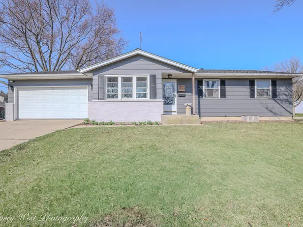 1811 S 7th St, Dekalb, IL 60115