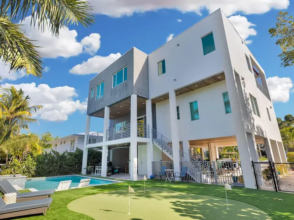 255 W Seaview Cir, Duck Key, FL 33050