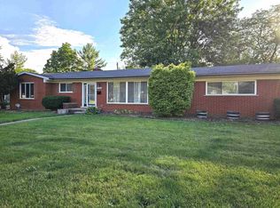 27381 Gail Dr, Warren, MI 48093