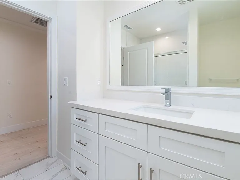 11831 Pomering — Photo 22