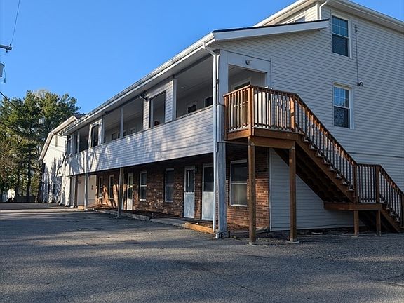 3rd image of 444 Woodward Rd APT 42
