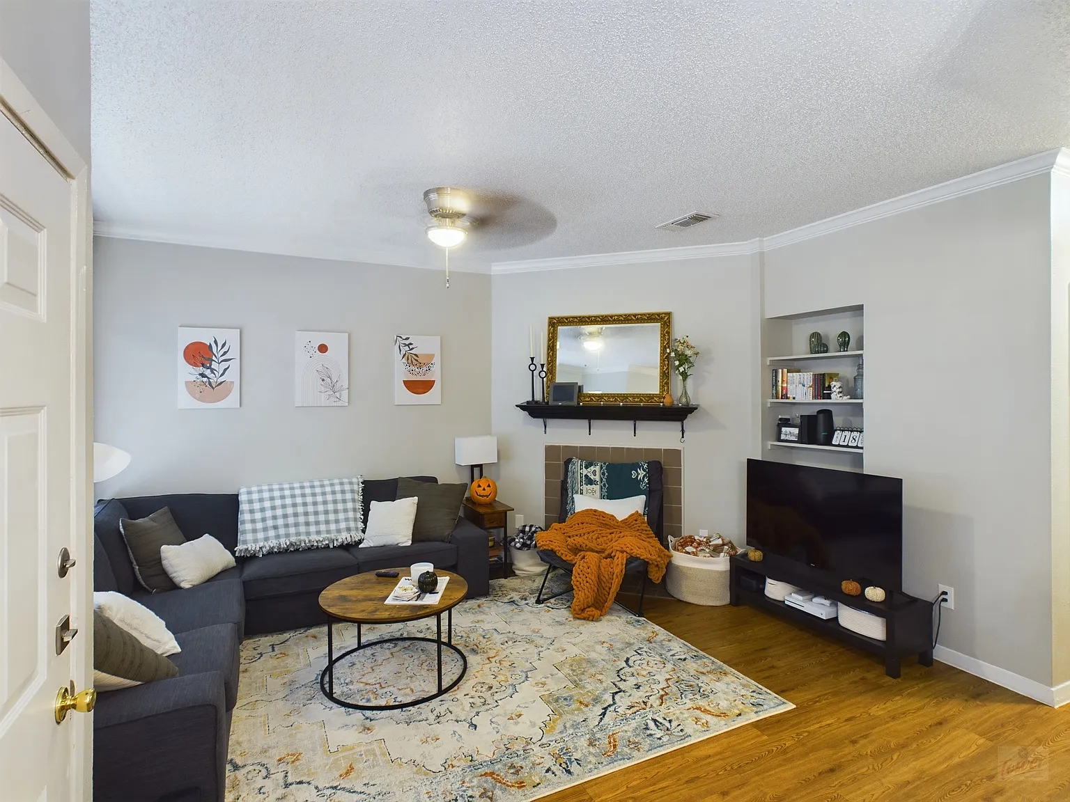 915 W 23rd St Apt 104 — Photo 3