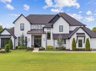 18004 E Limestone Ln, Owasso, OK 74055