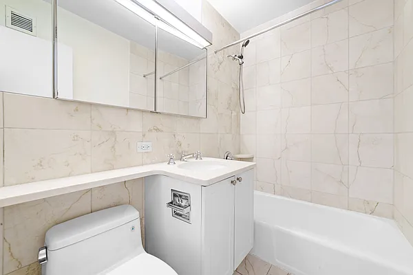 Rented by MNS | media 5