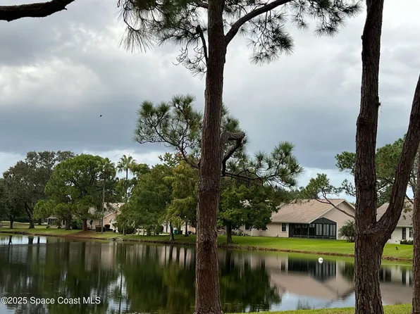 879 Ridge Lake Dr, Melbourne, FL 32940