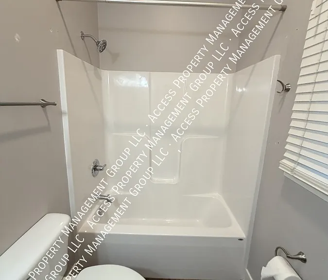 707 Livingston Ave NE #2 — Photo 16