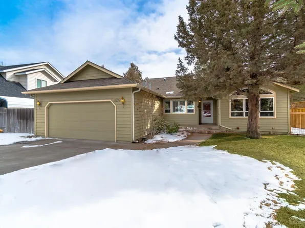 920 SE Airpark Dr, Bend, OR 97702