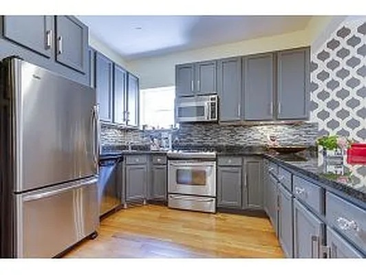 Sold by Calabrese Real Estate | media 20