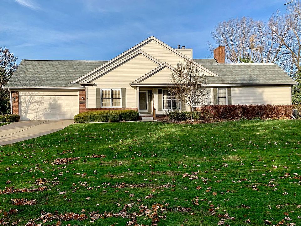 1st image of 39653 Glenview Ct #36
