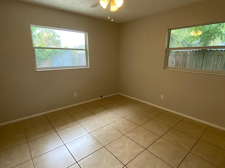 2016 Hopkins Dr W — Photo 11
