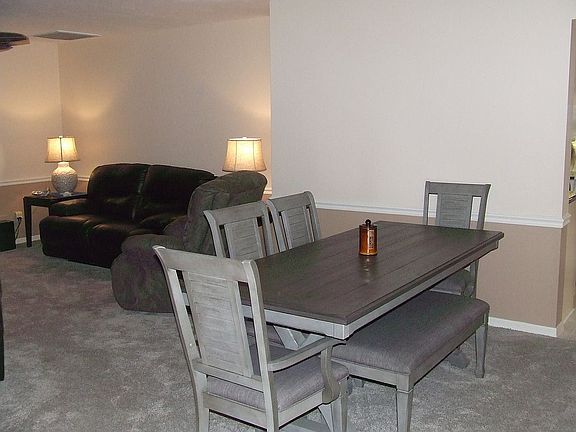 4th image of 625 Centre Ct SW Unit 4-D-1