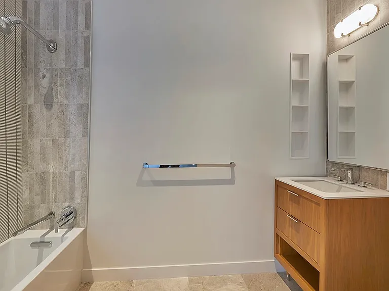 428 W 19th St #10A — Photo 10