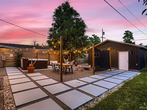 2880 Pontiac Street, Denver, CO 80207