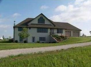 1748 Van Dorn Rd, Pleasant Dale, NE 68423