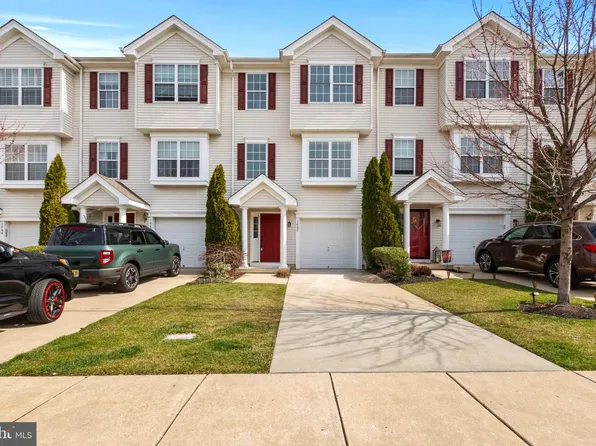 1060 Buckingham Dr, Thorofare, NJ 08086