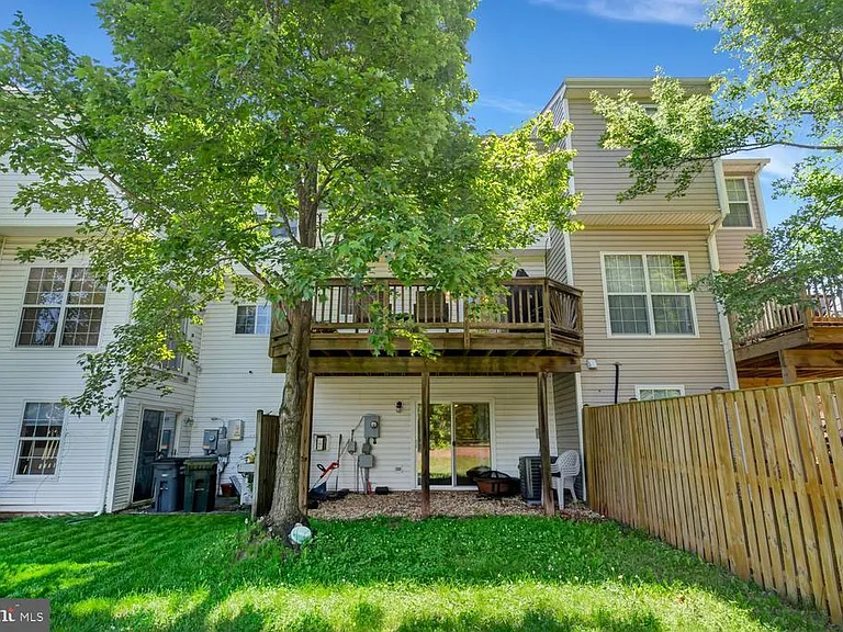 8628 Ellesmere Way — Photo 26