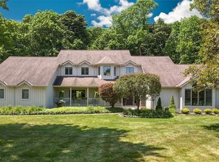 3700 Chagrin River Rd, Moreland Hills, OH 44022