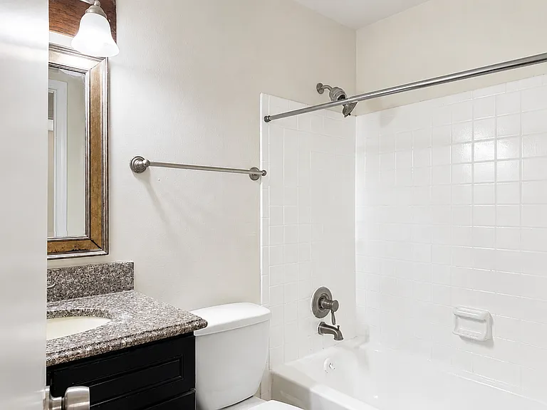 5381 Pershing Ave #508 — Photo 15