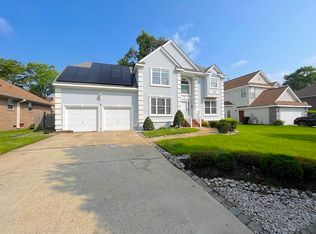 5205 Foxon Rd, Virginia Beach, VA 23464