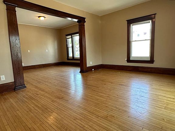 3rd image of 3200 Bloomington Ave APT 2